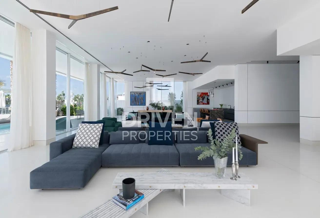 Timeless Beachfront Villa | Unparalleled Sea View