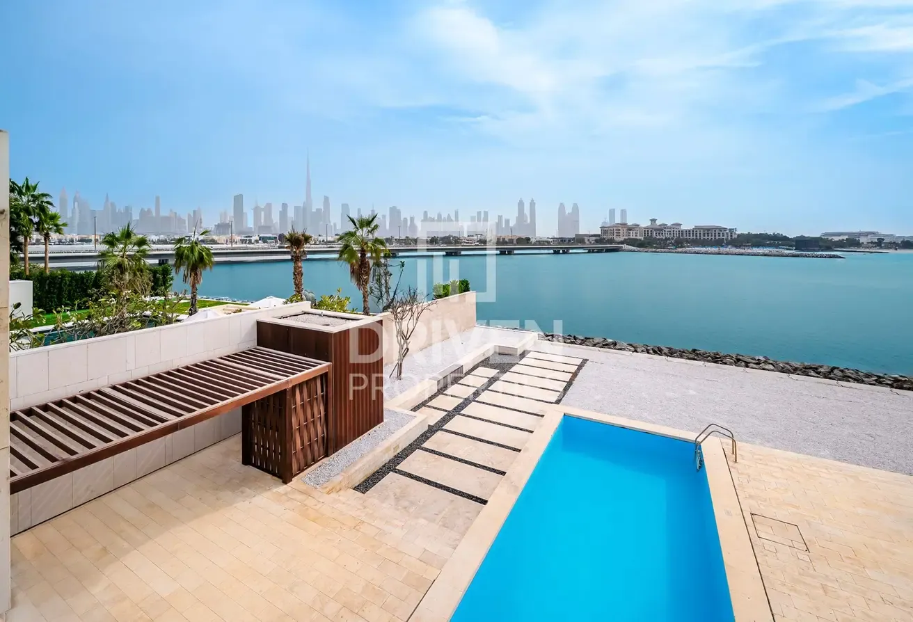 Bulgari Front Row Mansion | Full Skyline Views