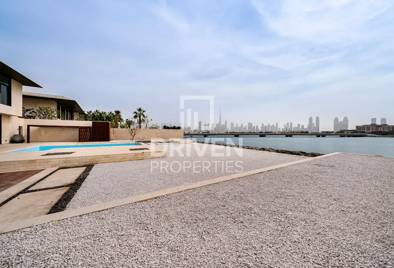 Bulgari Front Row Mansion | Full Skyline Views