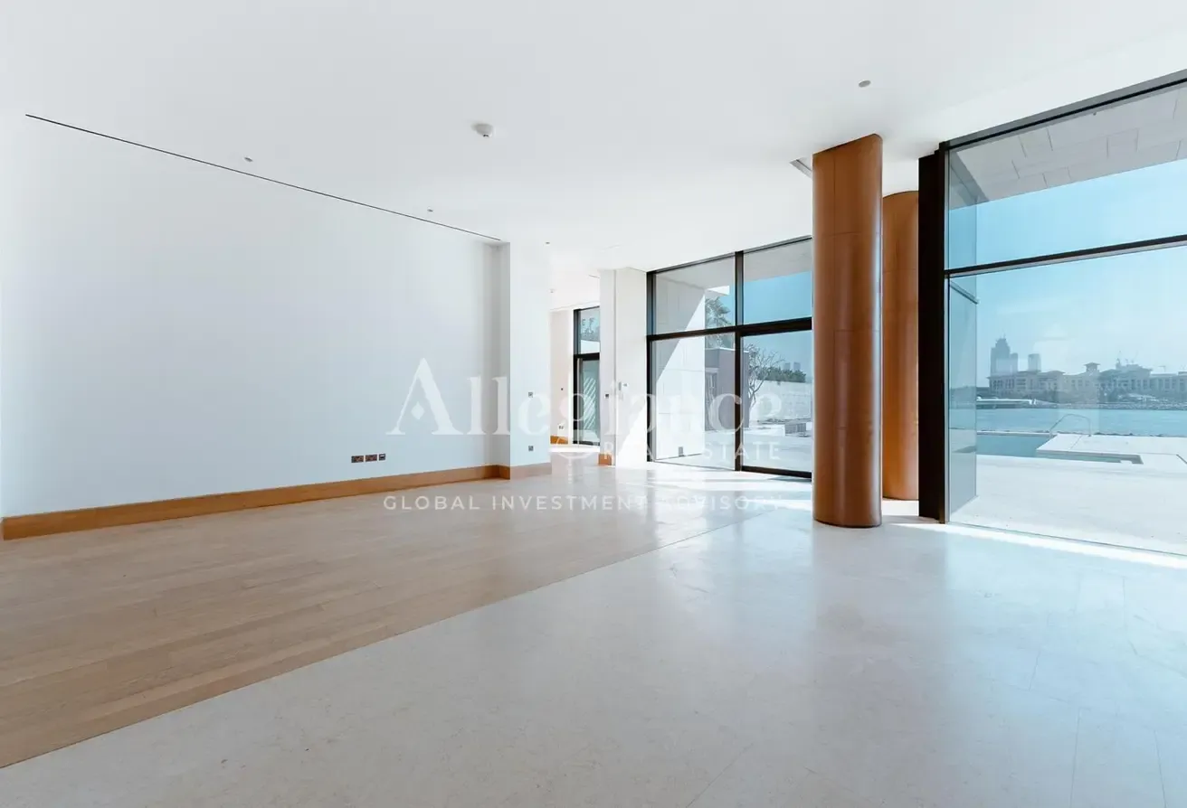 Bulgari Mansion | Prime Waterfront | Skyline Views