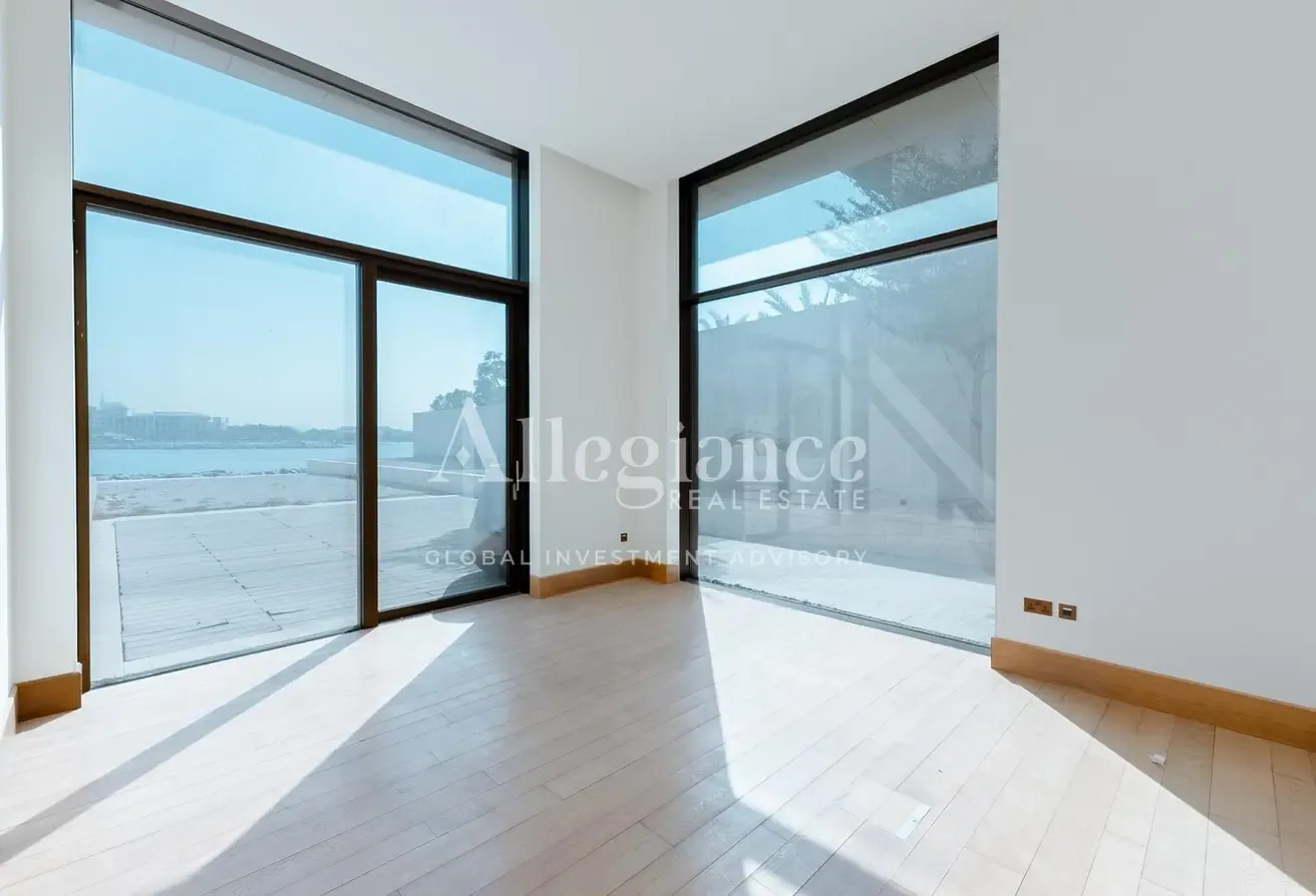 Bulgari Mansion | Prime Waterfront | Skyline Views