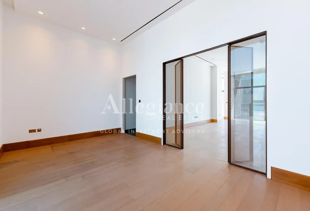Bulgari Mansion | Prime Waterfront | Skyline Views