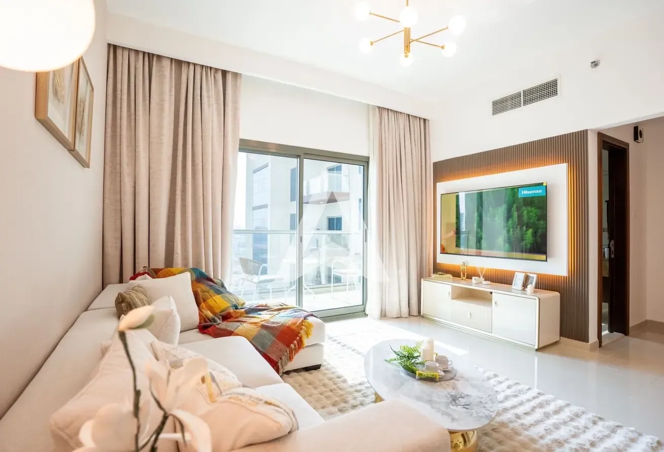Well-sized 2BR Closed Kitchen | Open House 8th Aug