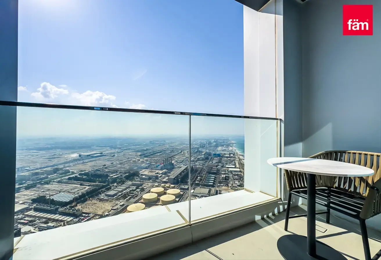 Serviced Apartment | Best View | Vacant