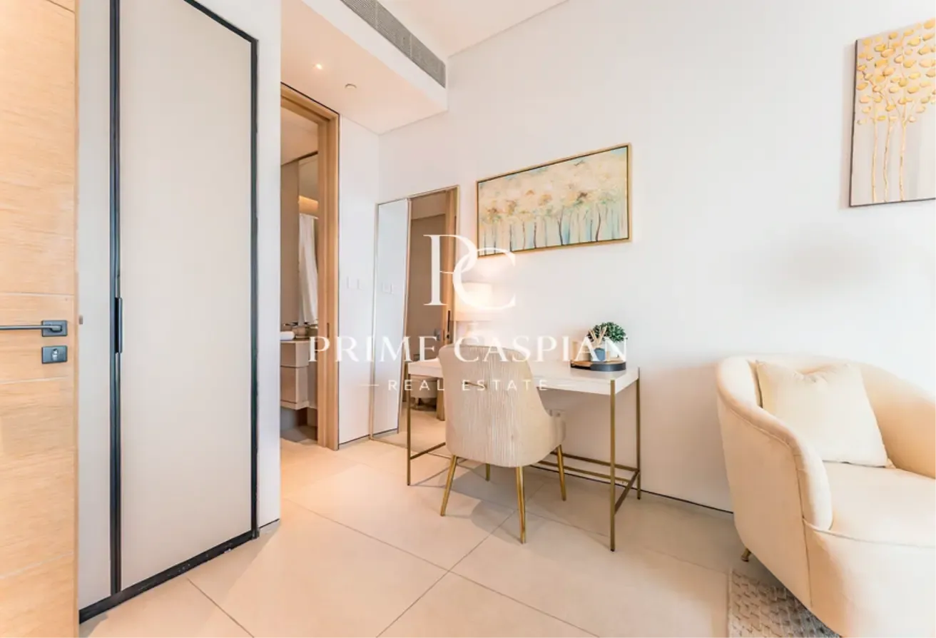 FULLY FUNRISHED | MARINA VIEW | UPGRADED INTERIOR