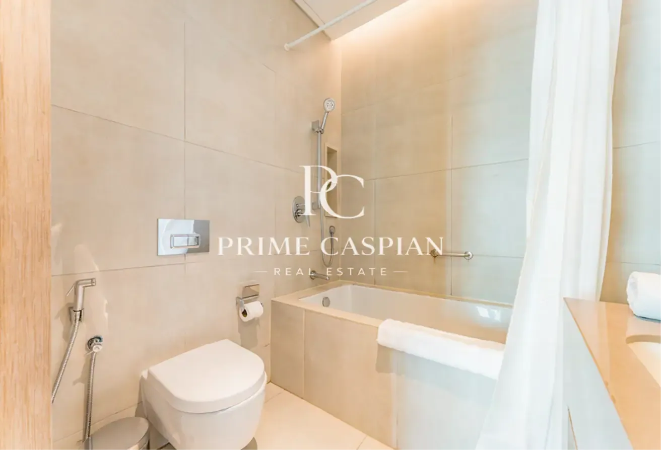 FULLY FUNRISHED | MARINA VIEW | UPGRADED INTERIOR