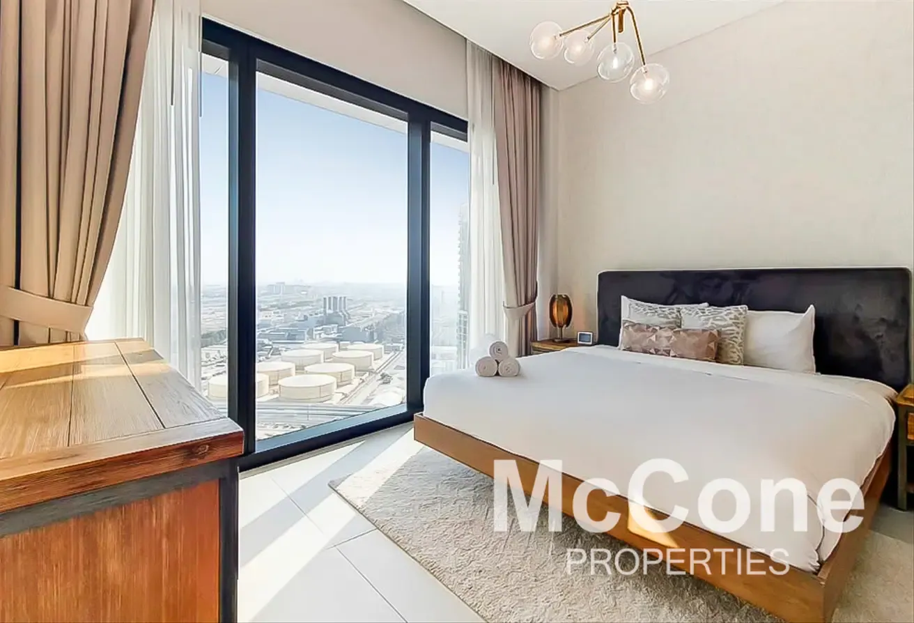 Furnished | Priced to Sell | Mid Floor