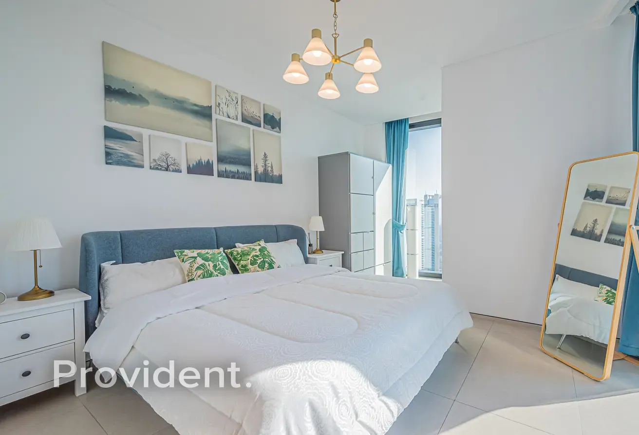 Top Tower in Dubai | High Floor | Private Beach