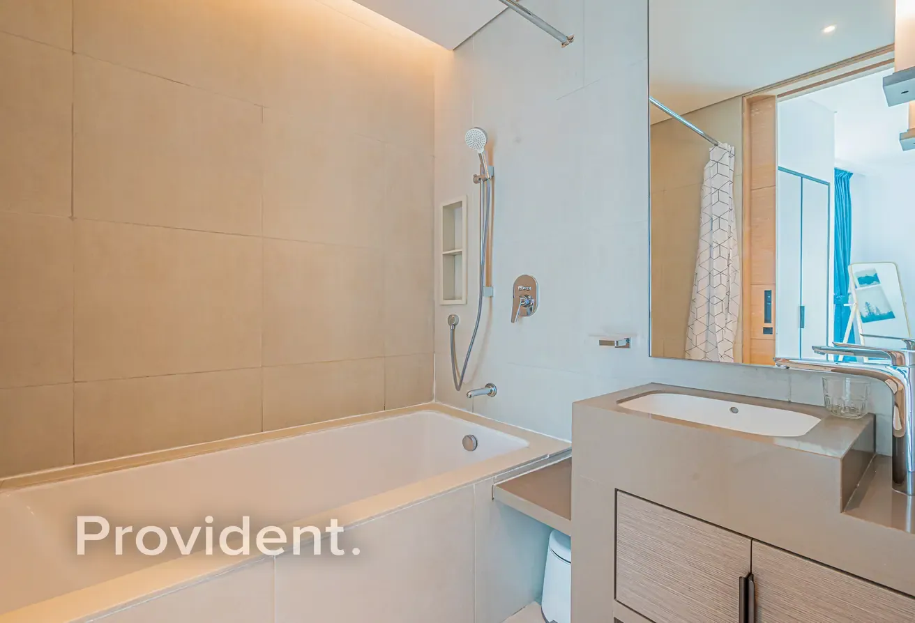 Top Tower in Dubai | High Floor | Private Beach