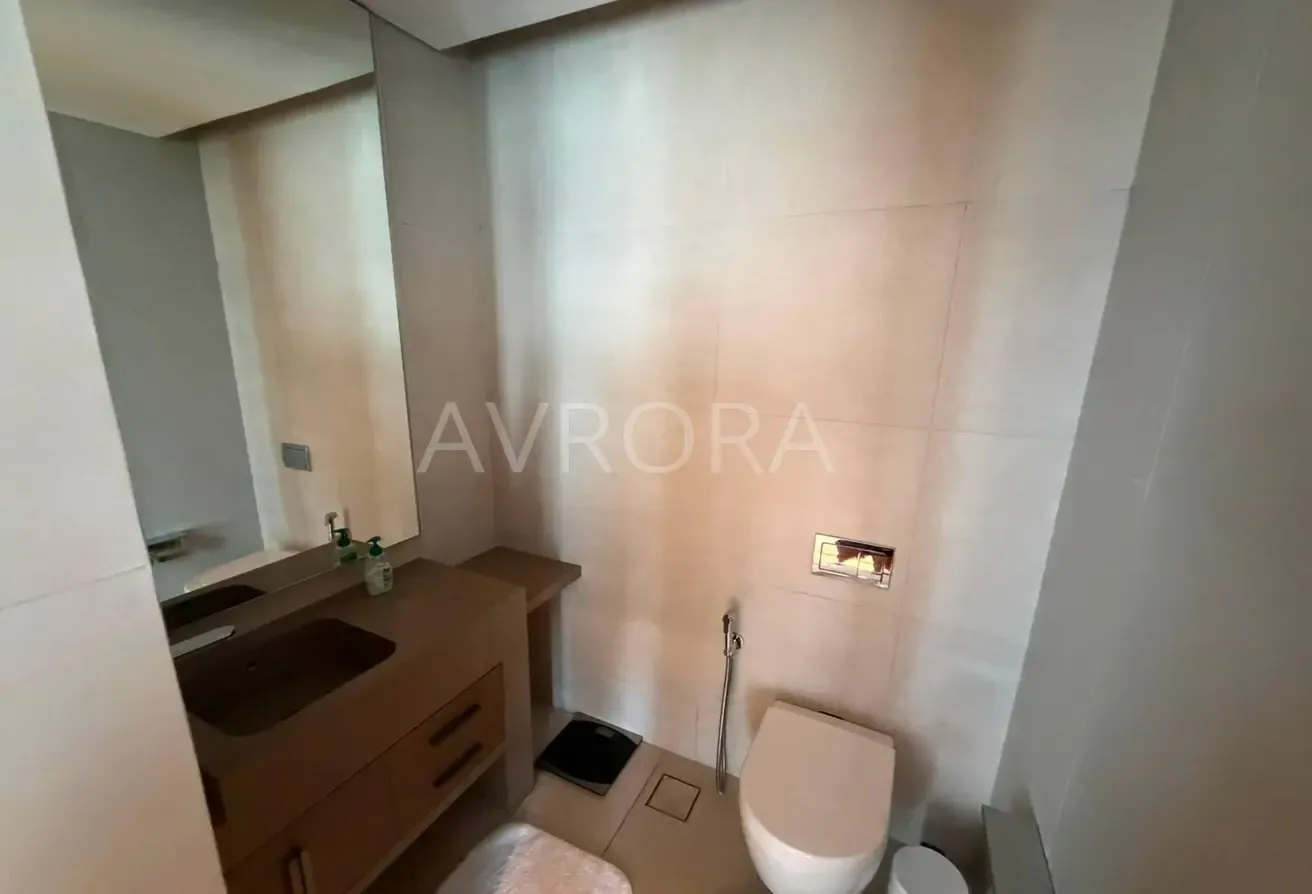 Beachfront Living / Premium Amenities / Near Marina Mall and Bluewaters