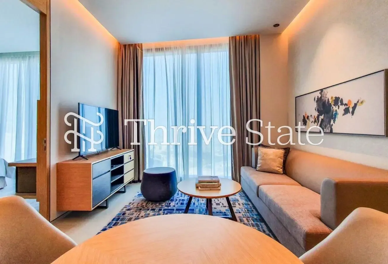 Exclusive | Marina View with Partial Sea View