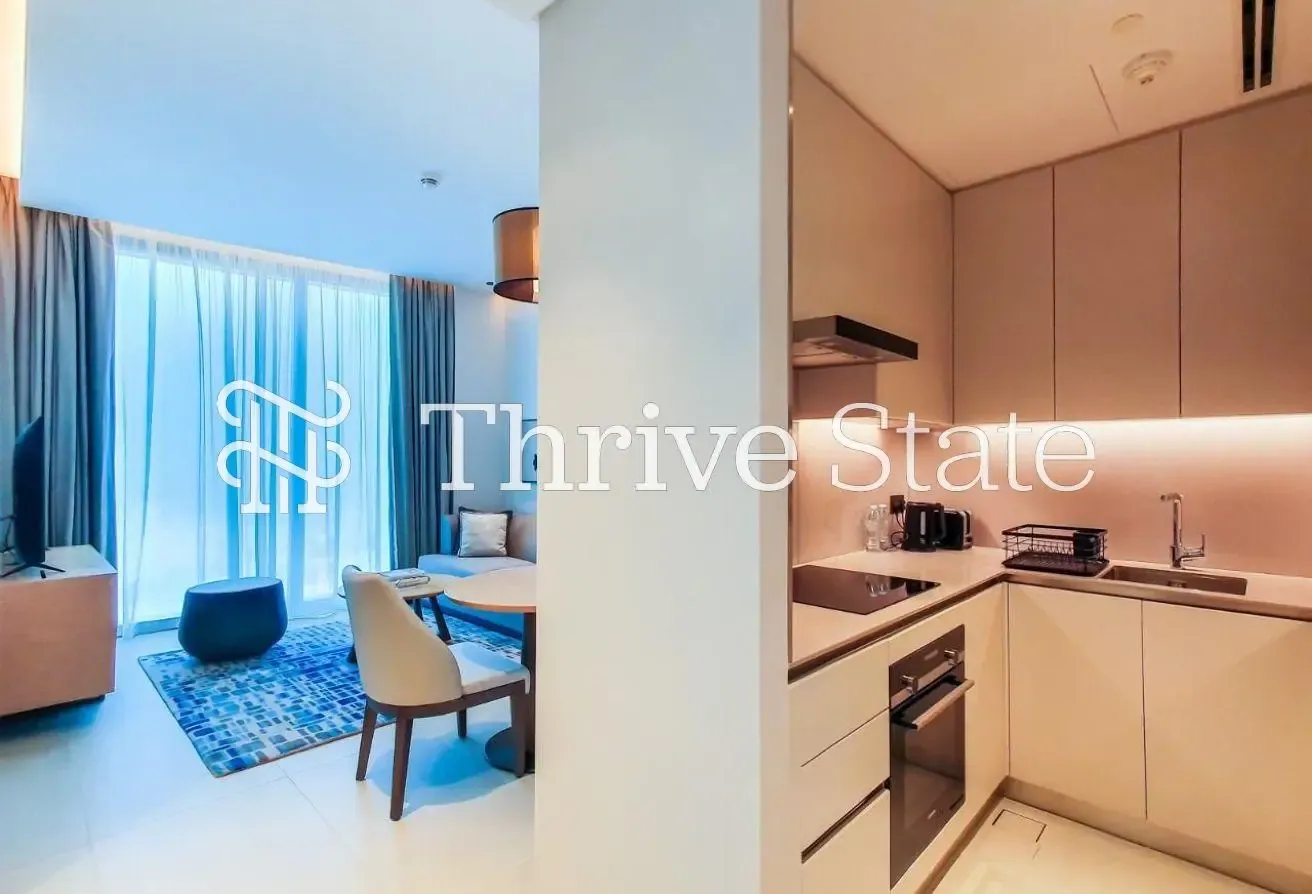 Exclusive | Marina View with Partial Sea View