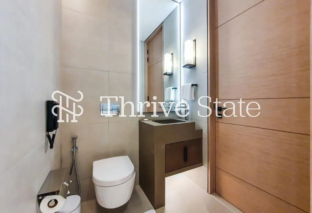 Exclusive | Marina View with Partial Sea View