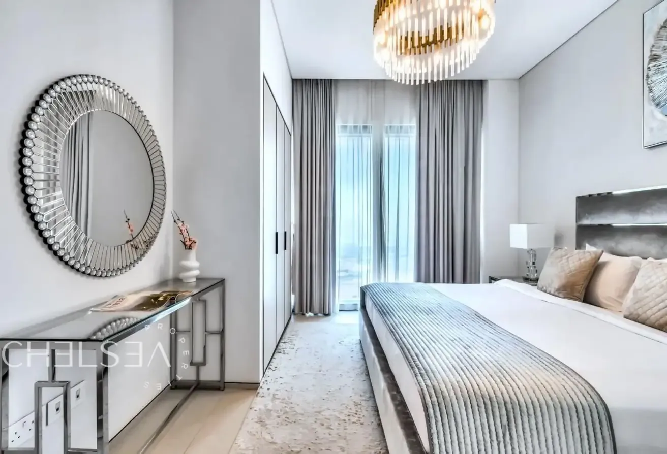 MARINA VIEW | UPGRADED | WITH BALCONY