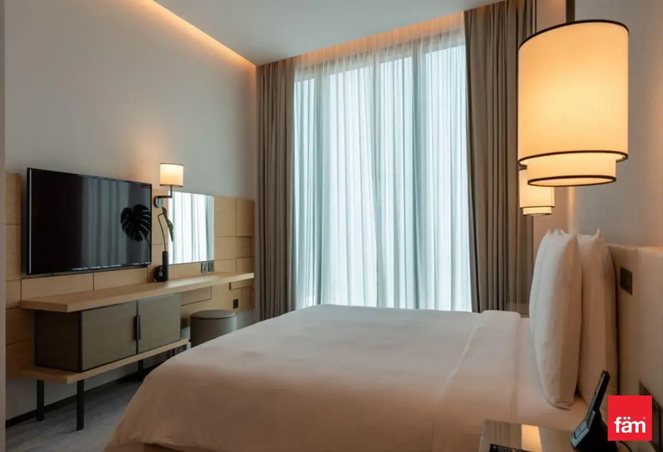 Largest Layout | Marina View | Mid Floor