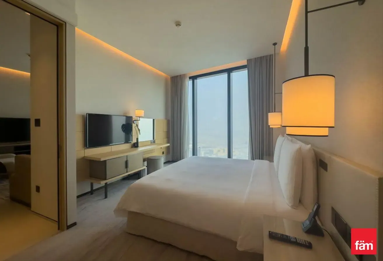 Largest Layout | Marina View | Mid Floor