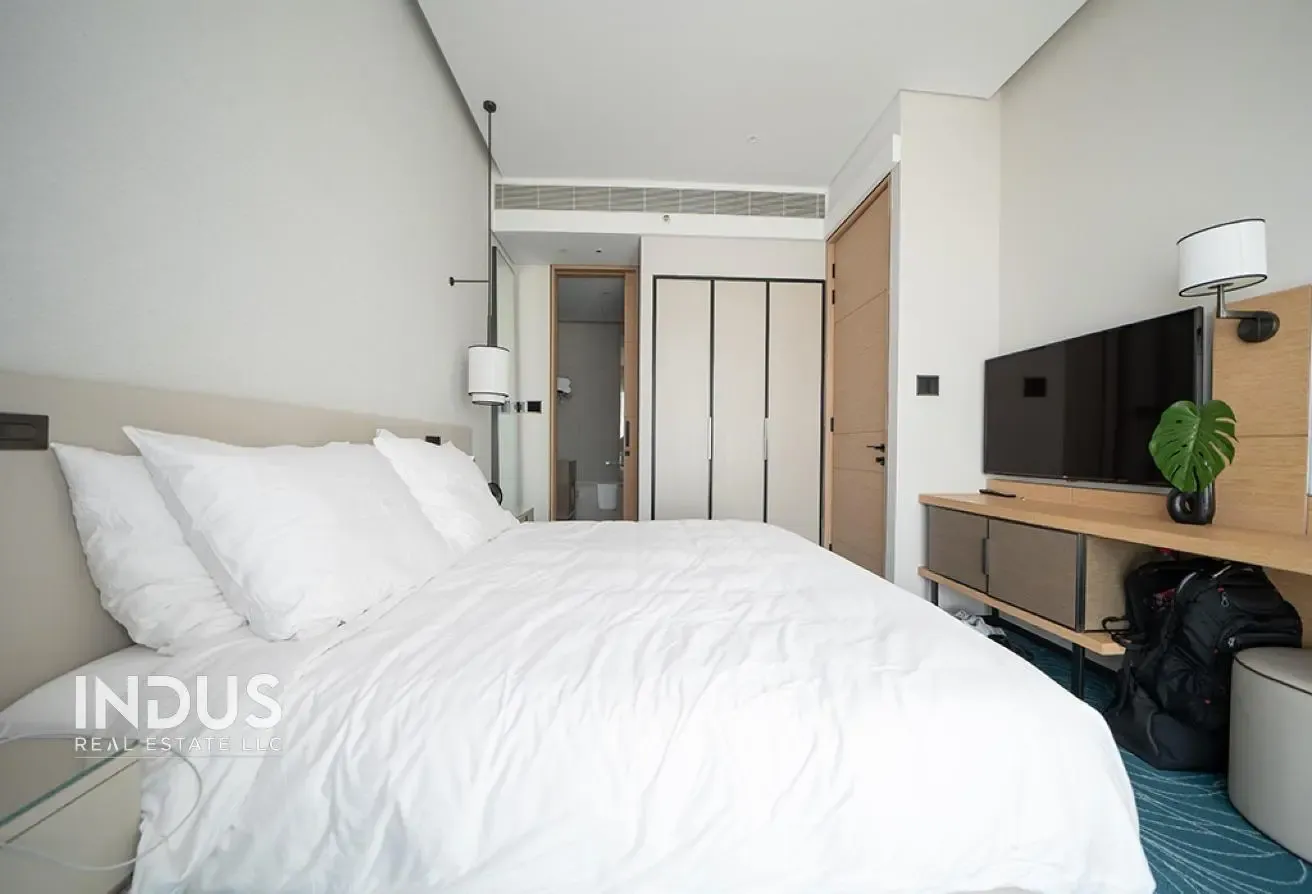 Vacant On Transfer | High Floor | Sea View