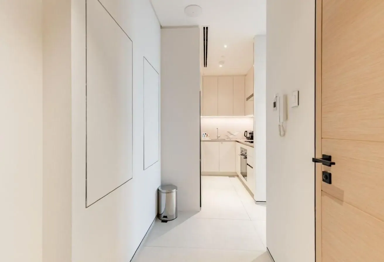 HIGH-FLOOR 1BR | MARINA VIEW | JUMEIRAH GATE TOWER