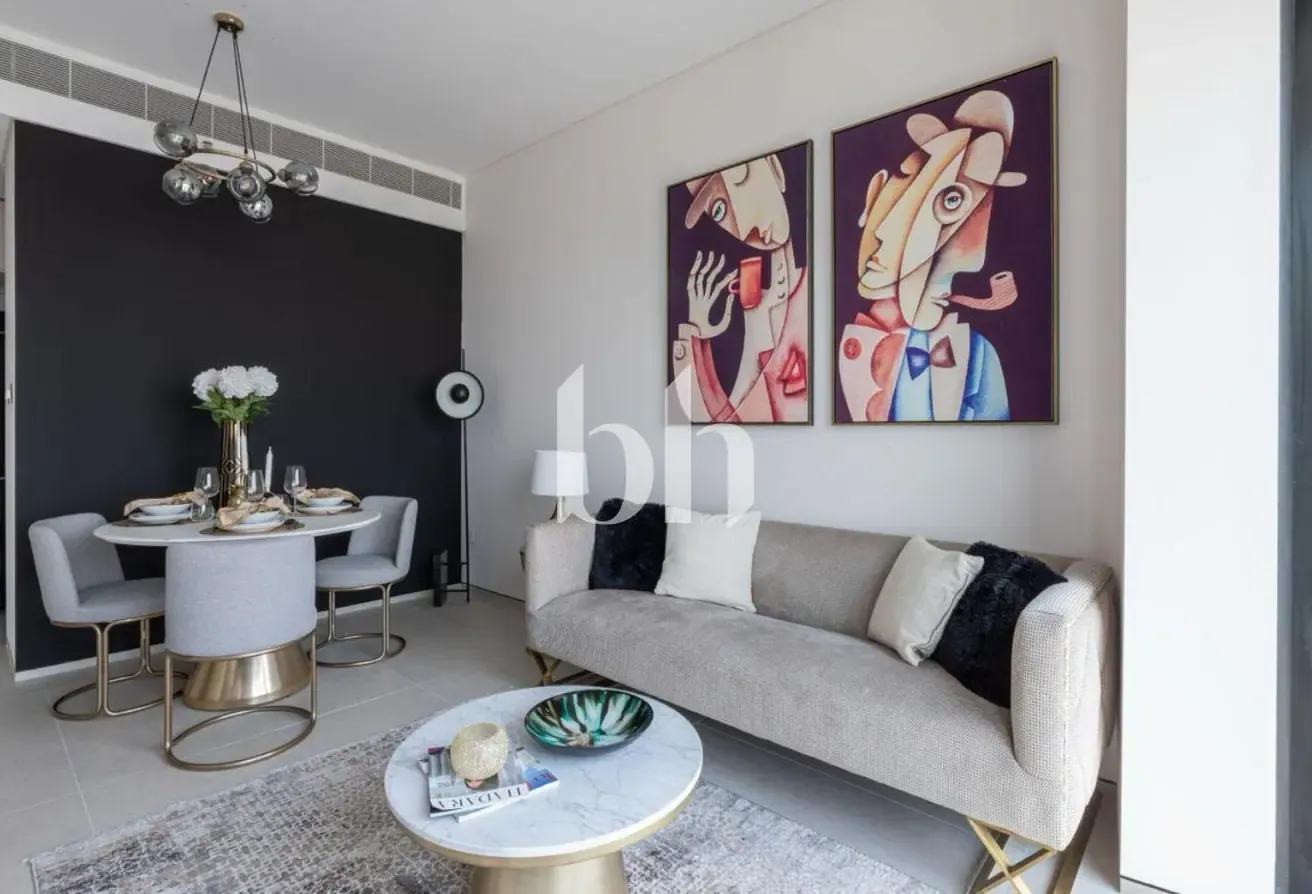 Upgraded | Sea View | High Floor | ROI