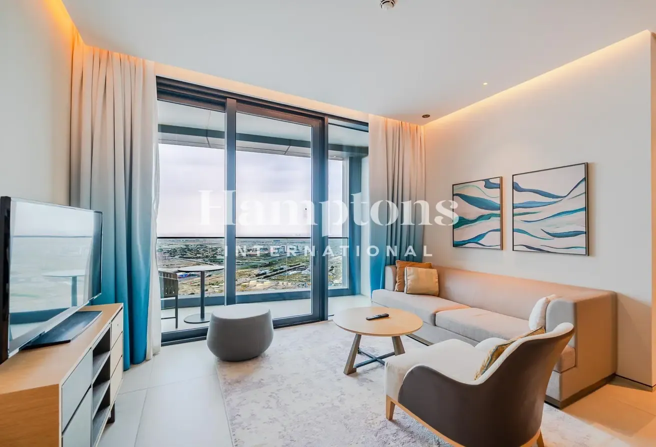 Exclusive| Best Price | Large Size | 5 Star Living