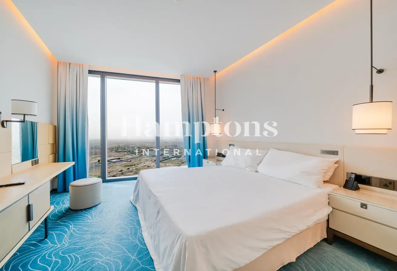 Exclusive| Best Price | Large Size | 5 Star Living