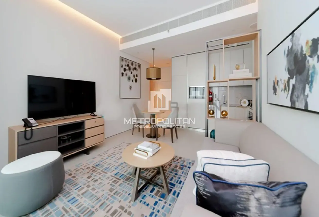 Beach Access | Marina View | High Floor