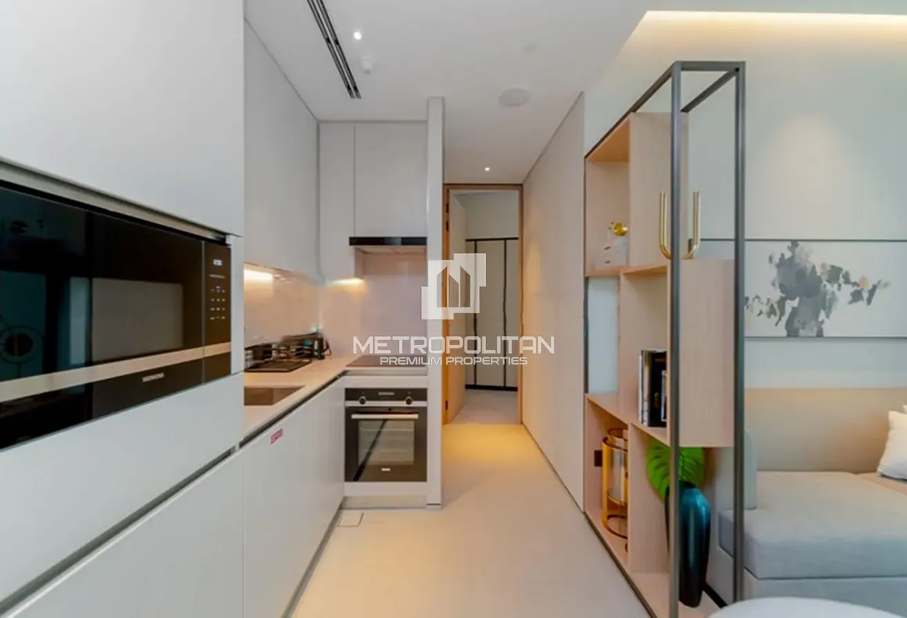 Beach Access | Marina View | High Floor