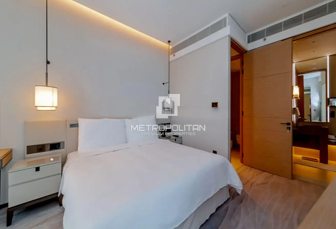 Beach Access | Marina View | High Floor