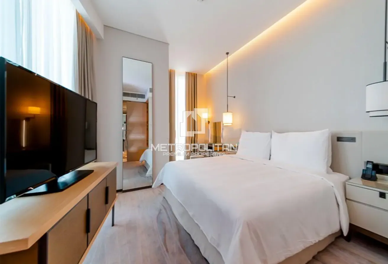 Beach Access | Marina View | High Floor