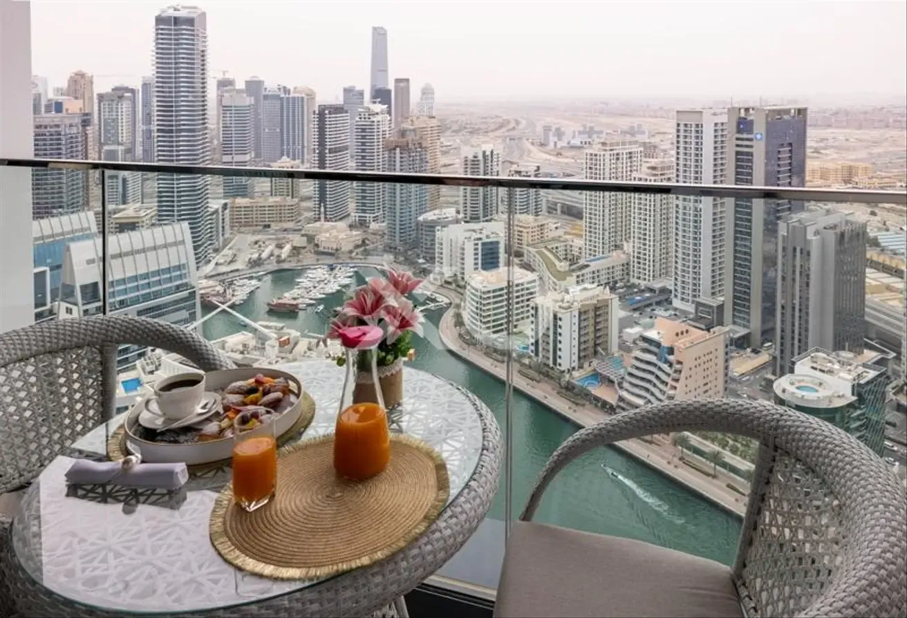 Marina View | Furnished | Vacant | Modern