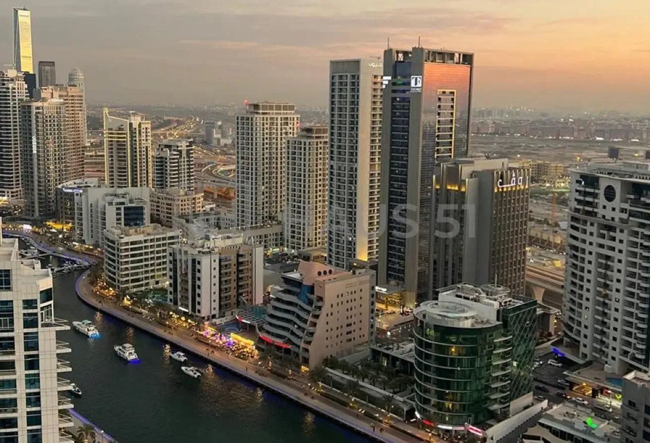 Vacant | Spacious| Canal View| Infinity pool