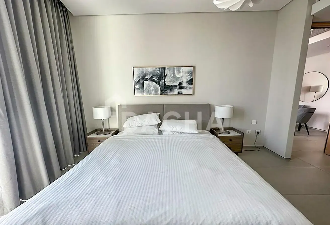 Biggest Layout| With Balcony| Amazing DEAL!