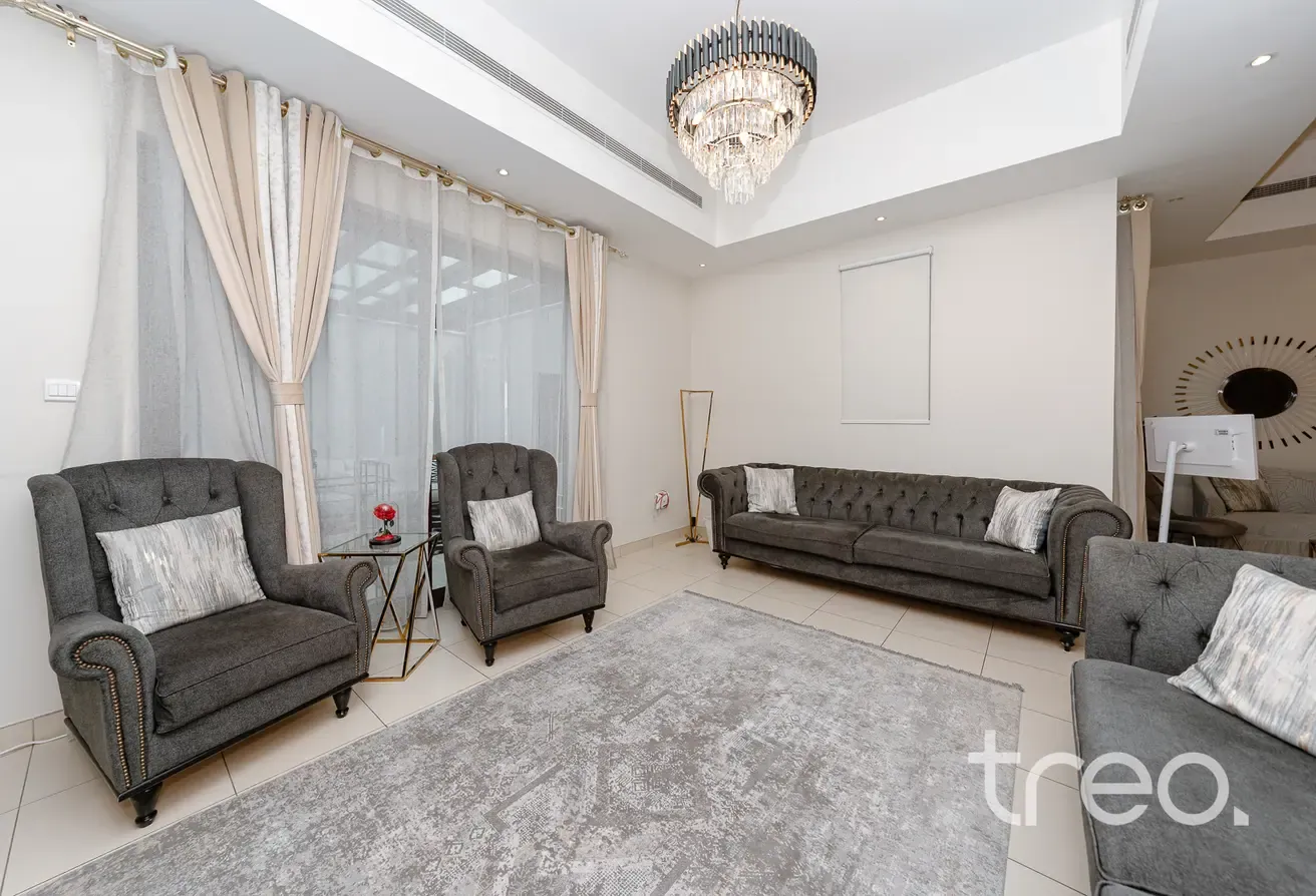 Type 2E | Vacant on Transfer | Close to Park