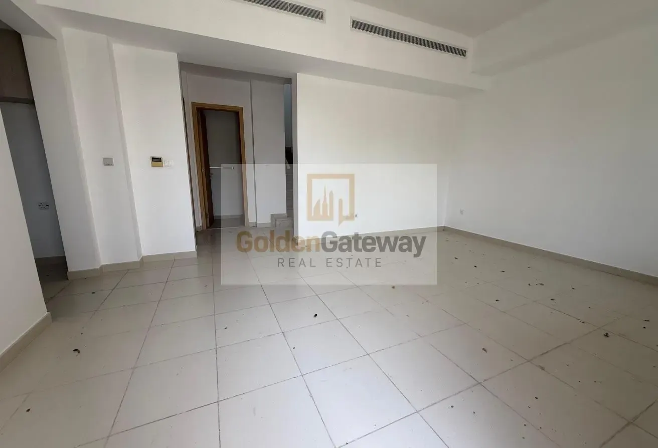 3bed + Study + maid's | Type J | Back to Back |