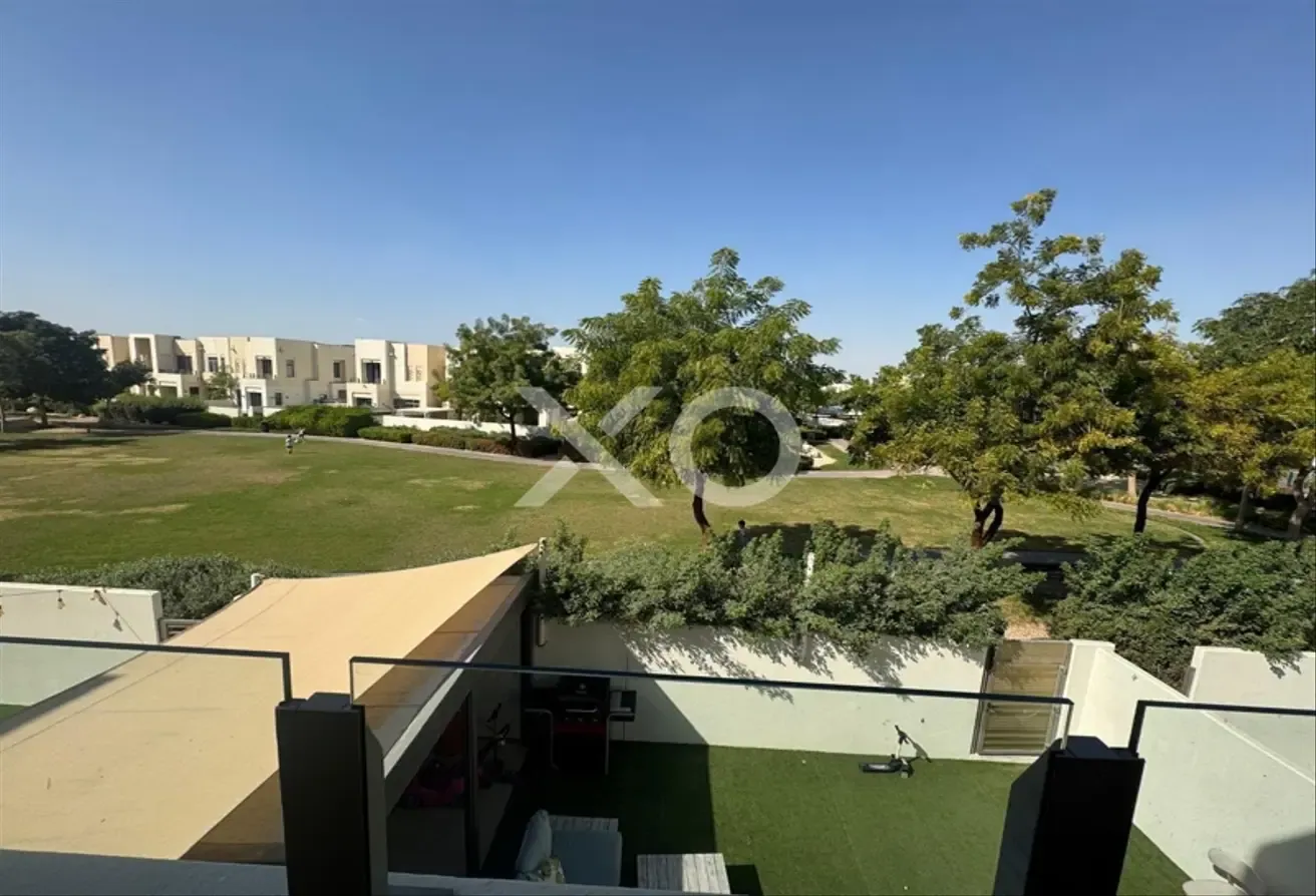 PARK AND POOL BACKING | END UNIT | TYPE H