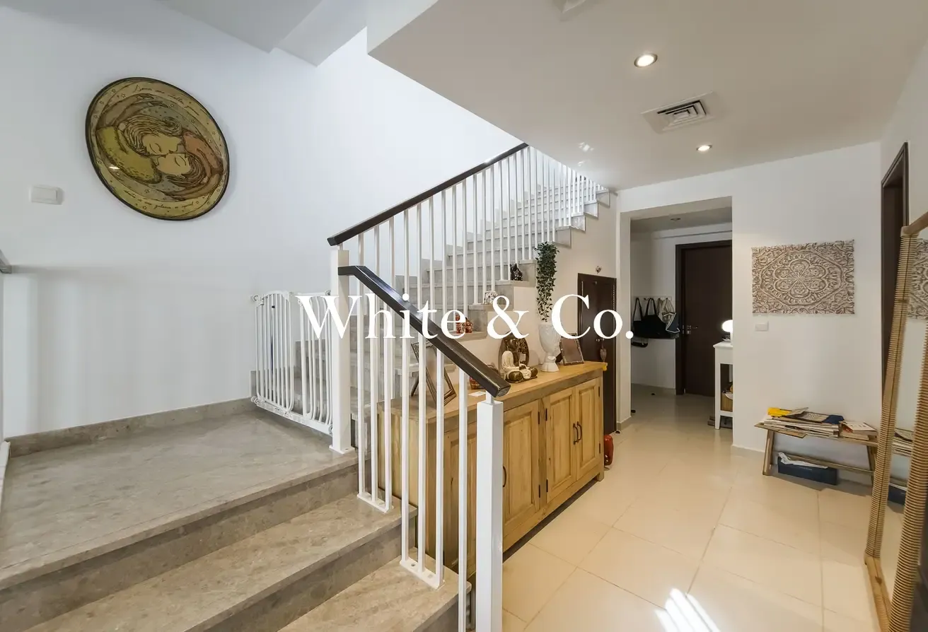 Type J layout | Middle unit | Exclusive