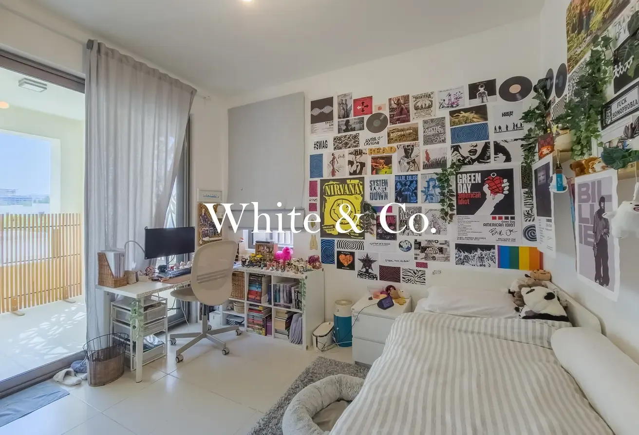 Type J layout | Middle unit | Exclusive