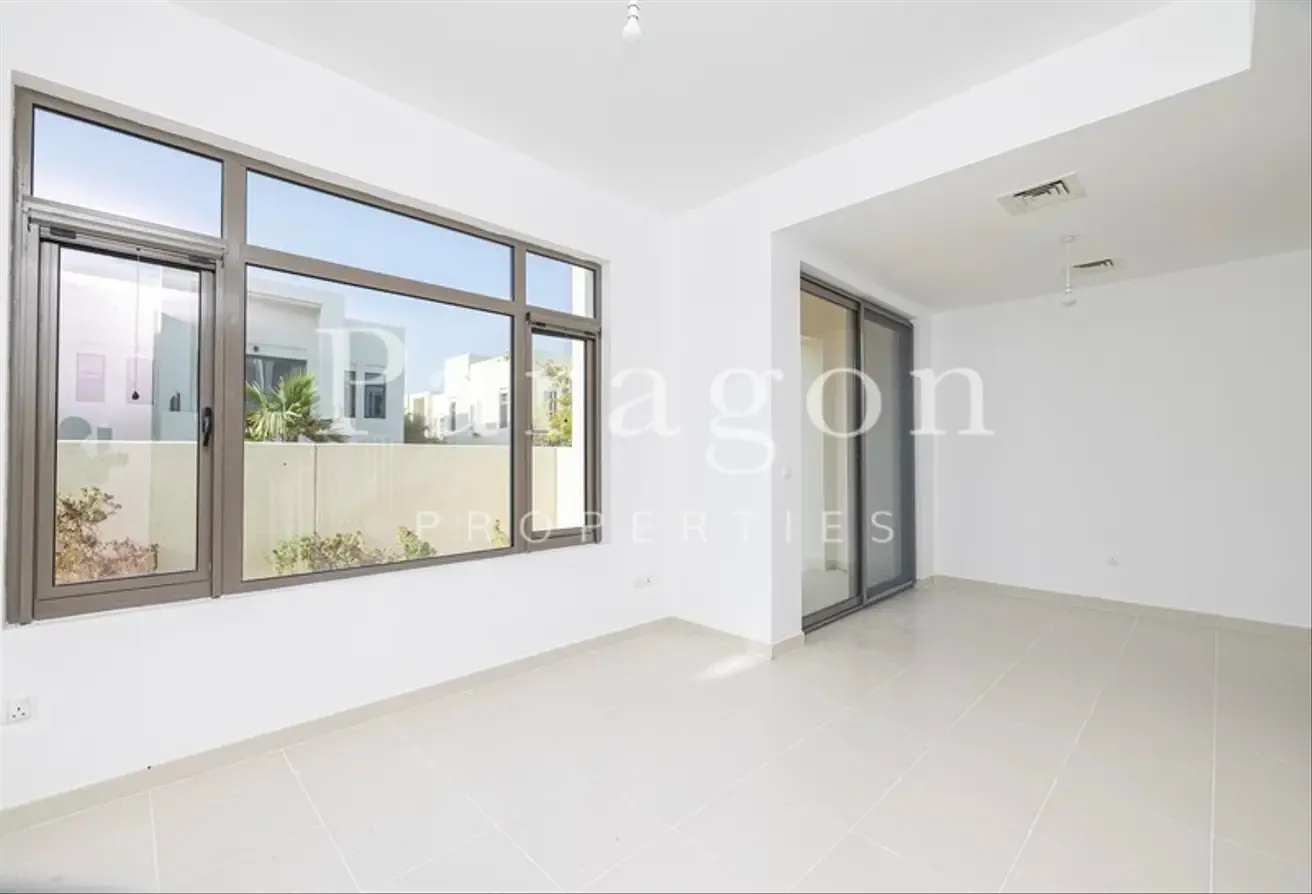 Near Pool & Park | End Unit | Type J