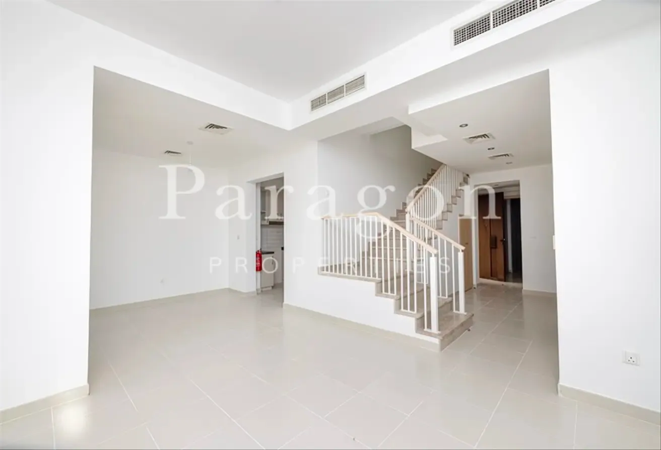 Near Pool & Park | End Unit | Type J