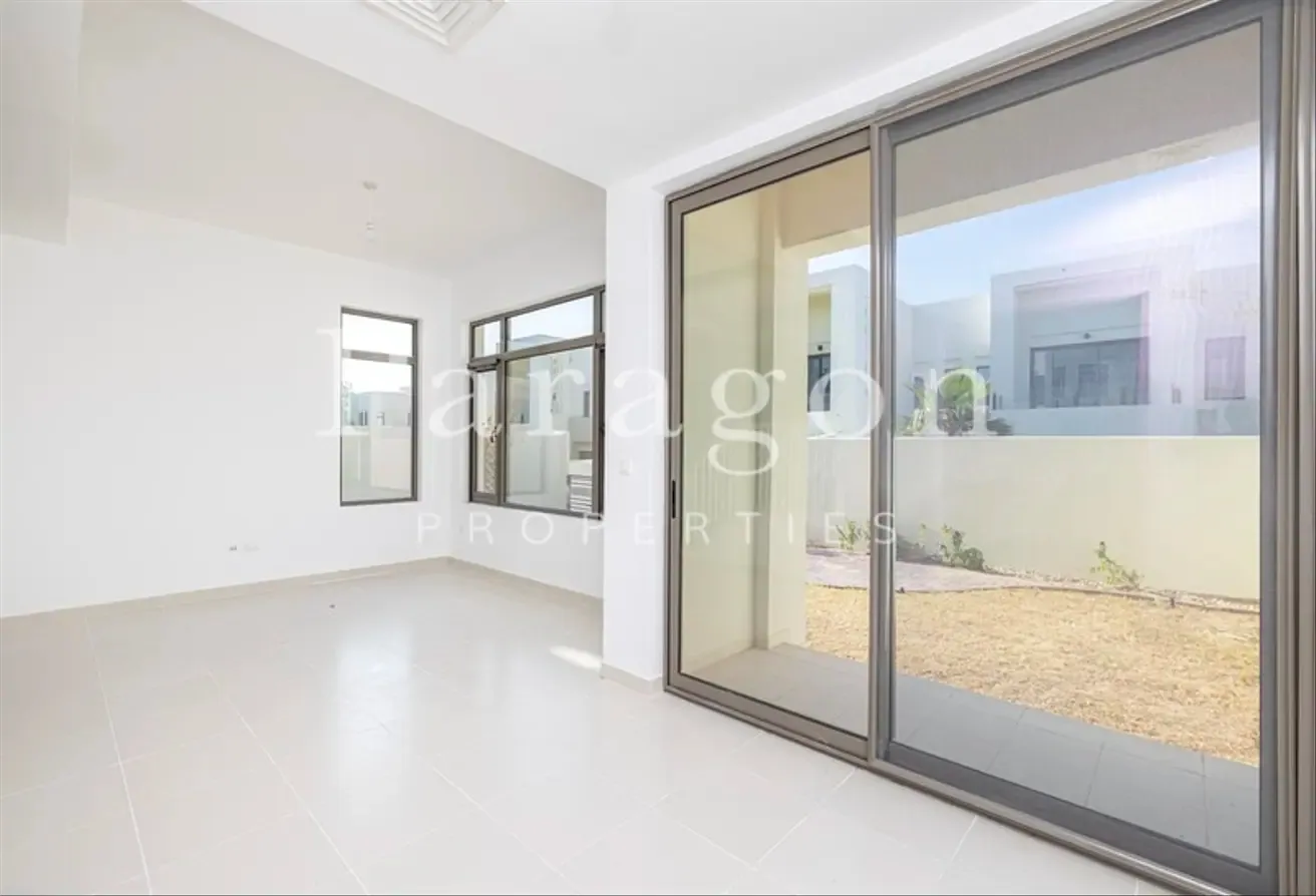 Near Pool & Park | End Unit | Type J
