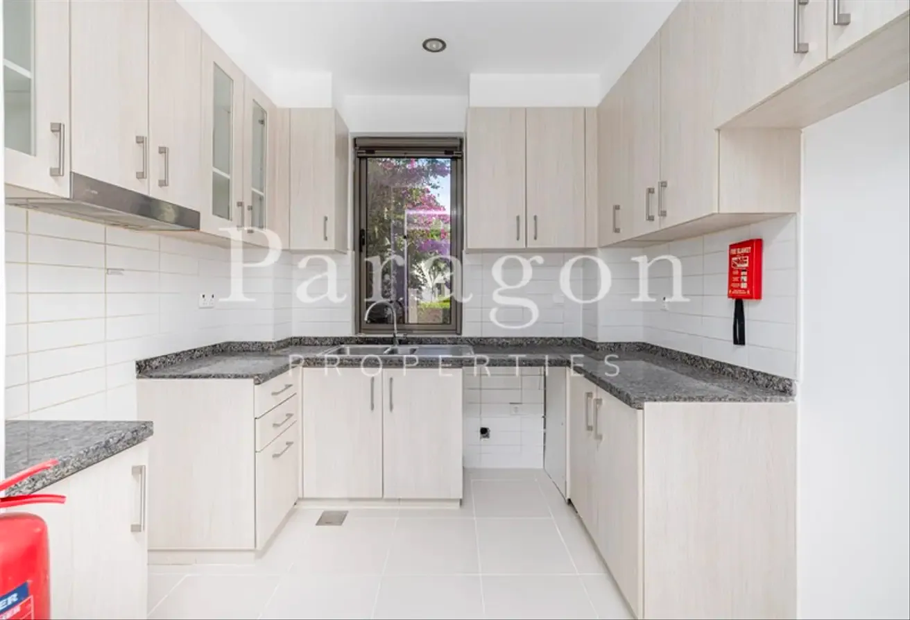Near Pool & Park | End Unit | Type J
