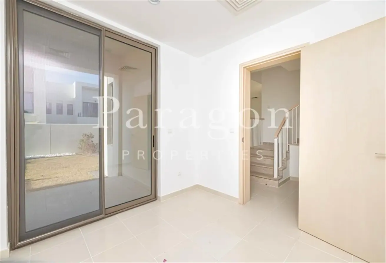 Near Pool & Park | End Unit | Type J