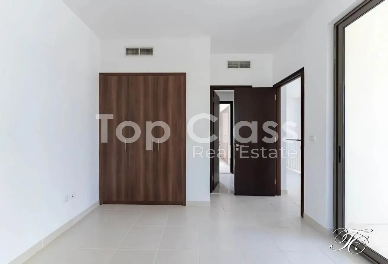 Park-Facing Type J Townhouse | 3BR + Maid + Study