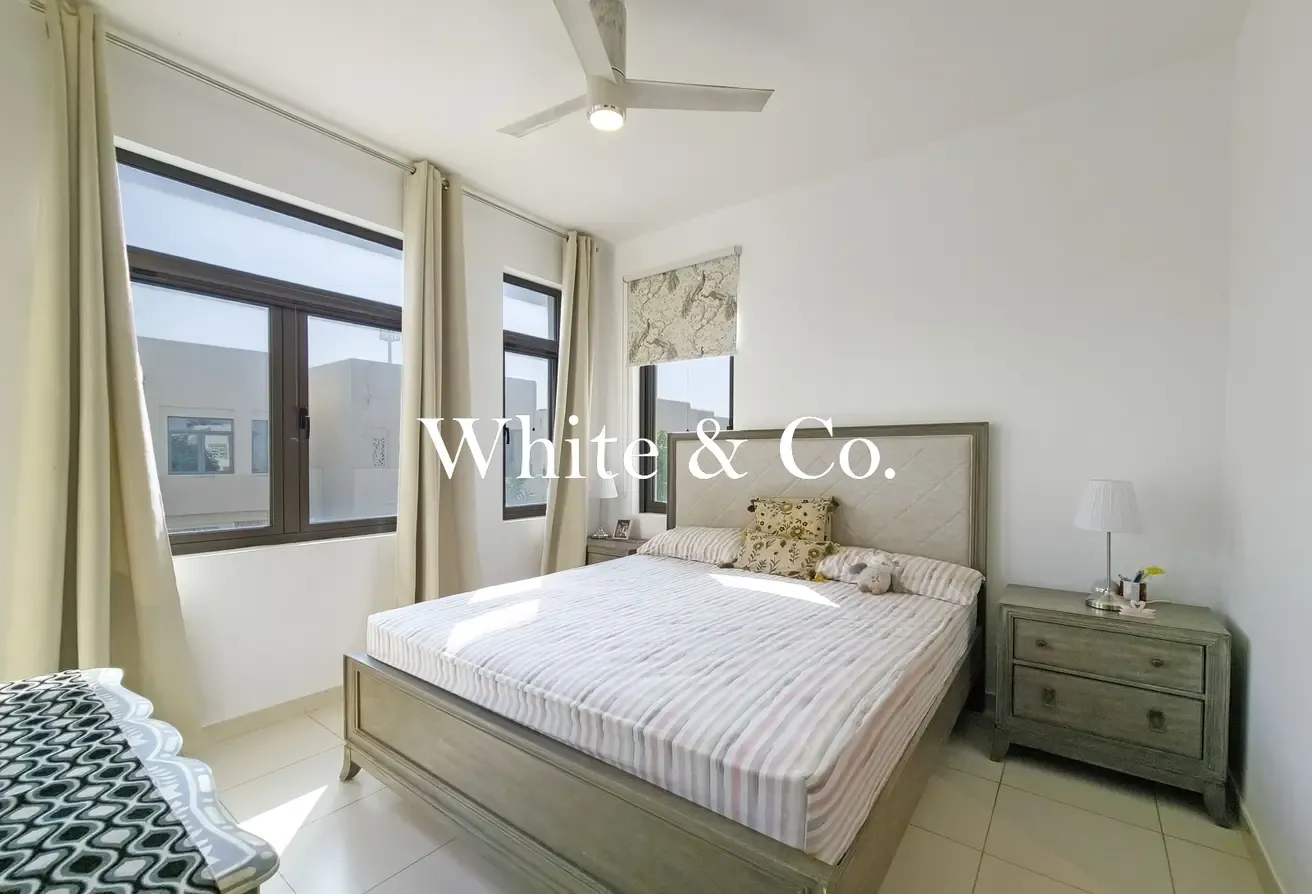 Corner Unit.   |   Extended.   |   Study.