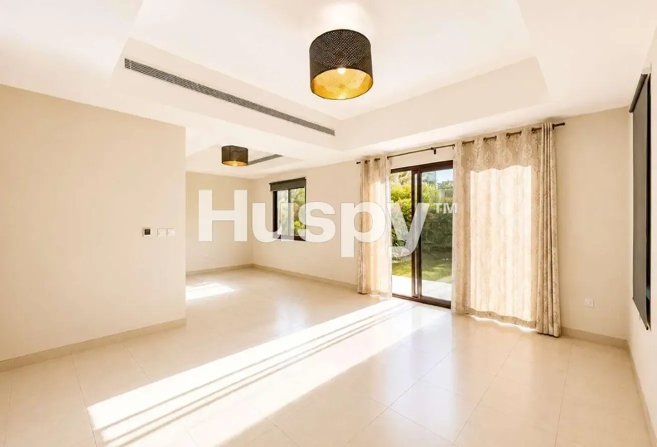 3E Layout | With Maids Room | Close to Amenities