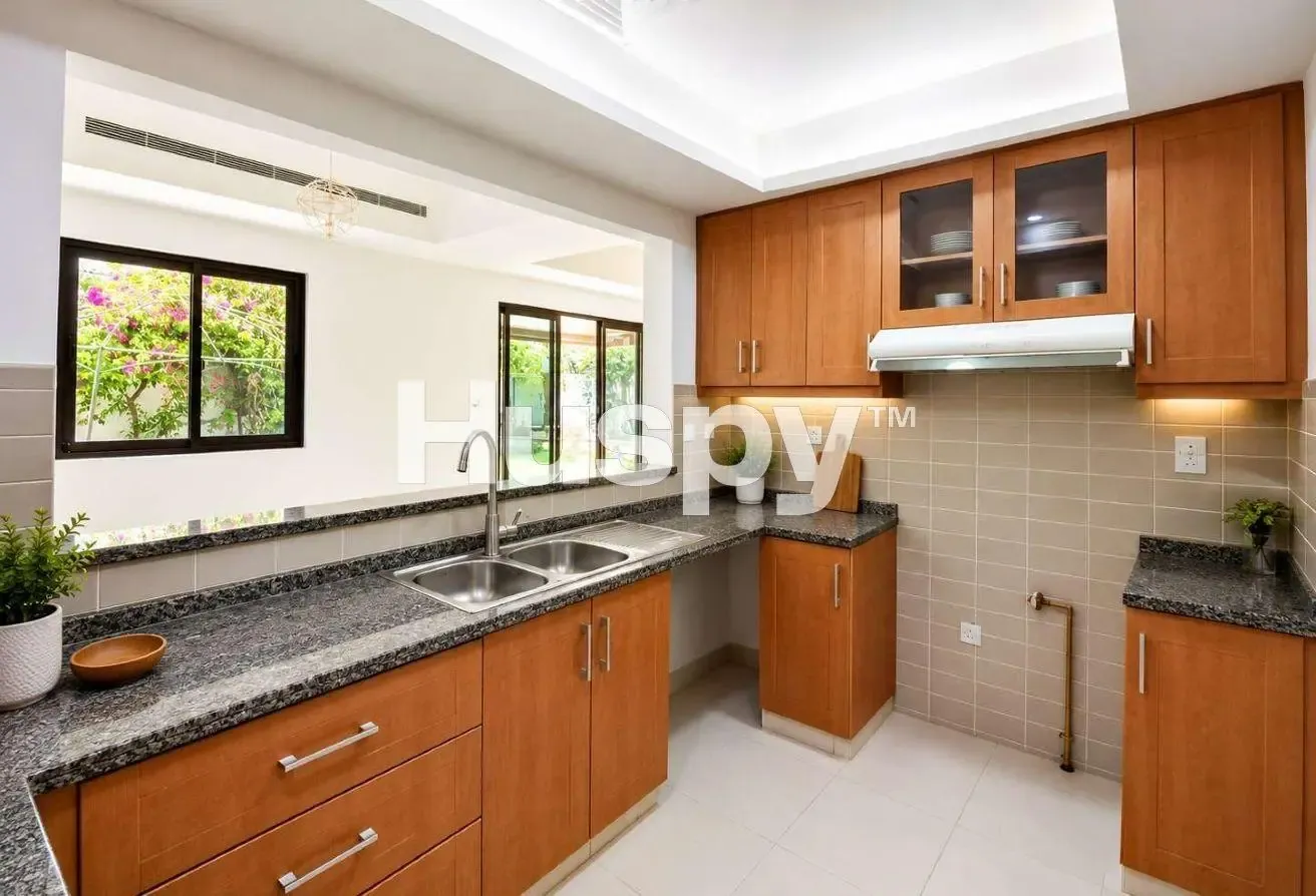 3E Layout | With Maids Room | Close to Amenities