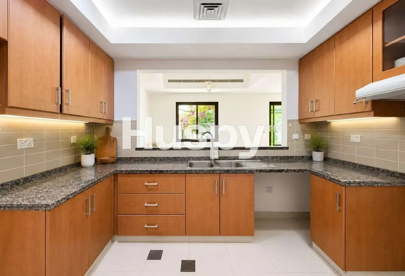 3E Layout | With Maids Room | Close to Amenities