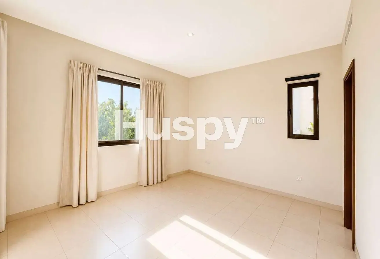 3E Layout | With Maids Room | Close to Amenities
