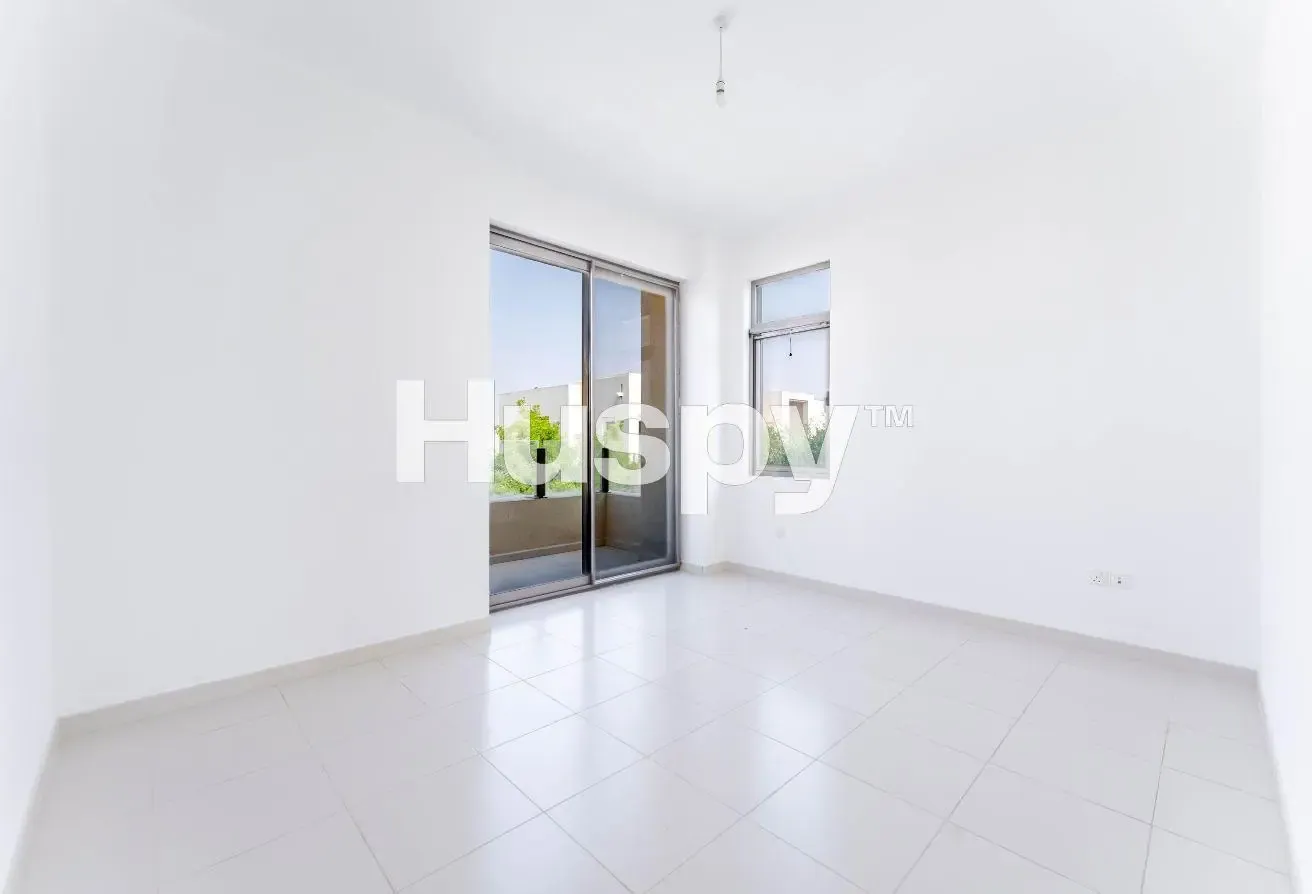 Vacant On Transfer | Close to Park | Corner Plot