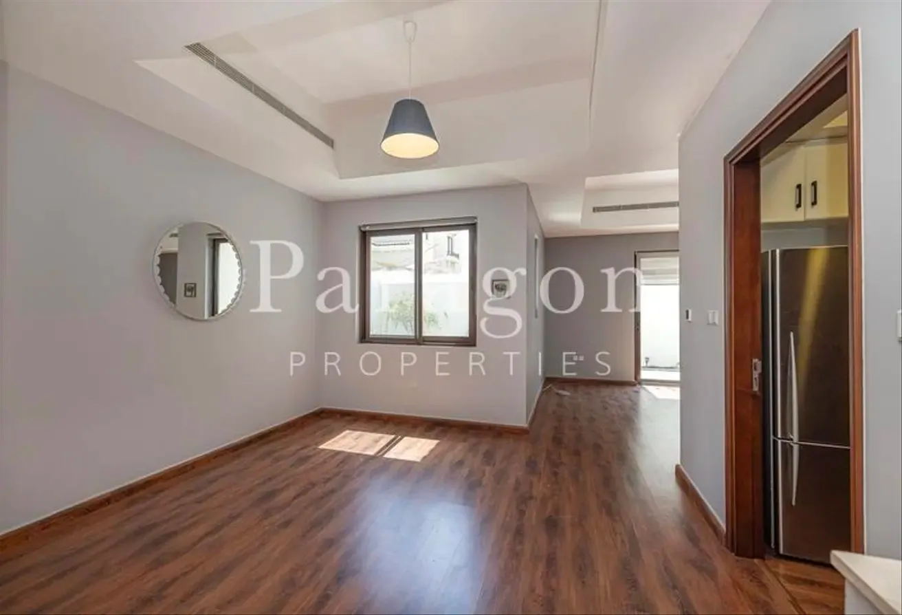 Vacant | Type 2E | Great Location